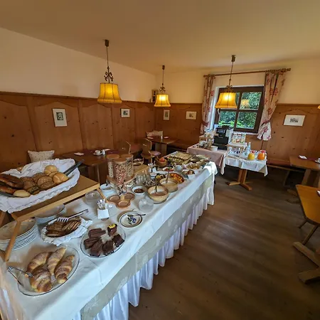 Hotel Eden Guesthouse-2